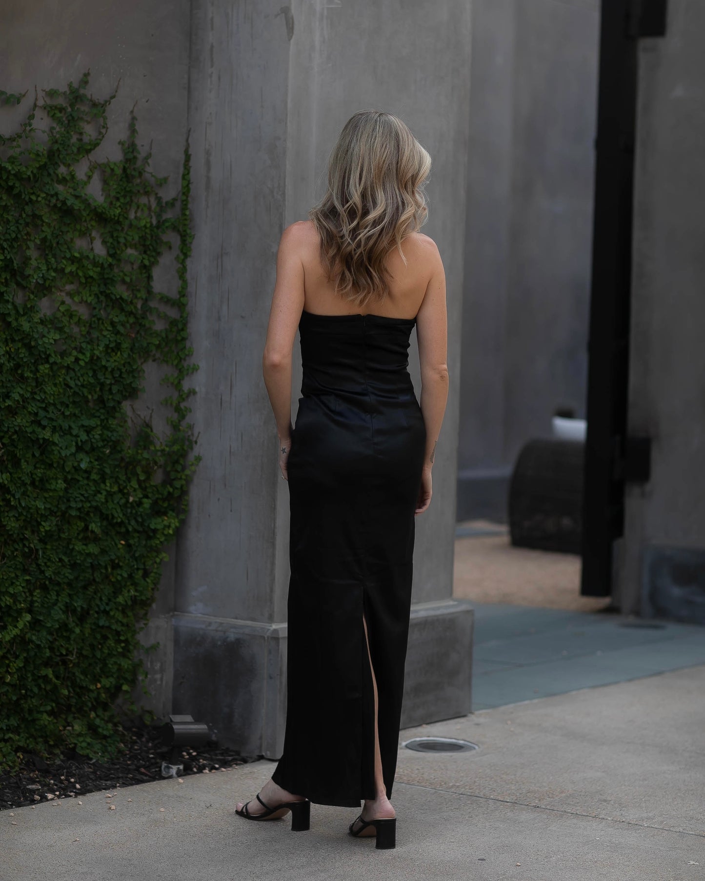 Tres Chic Black Dress